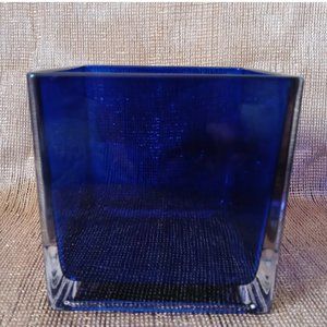 New DECORATIVE 'COBALT' BLUE, HEAVY GLASS 5" CUBE VASE